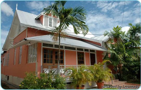Inn At 87 Port of Spain Экстерьер фото