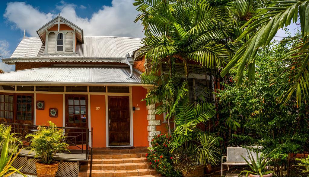 Inn At 87 Port of Spain Экстерьер фото