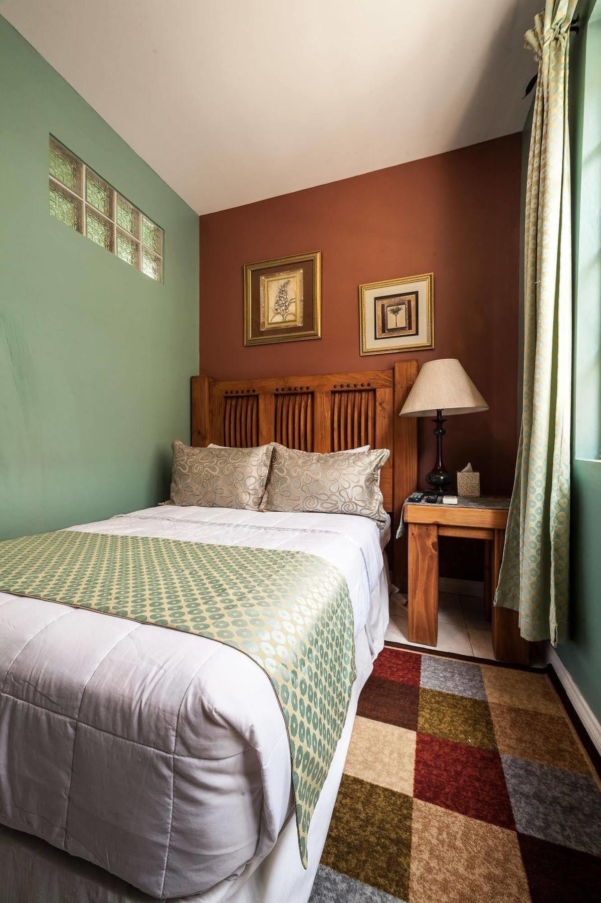 Inn At 87 Port of Spain Экстерьер фото